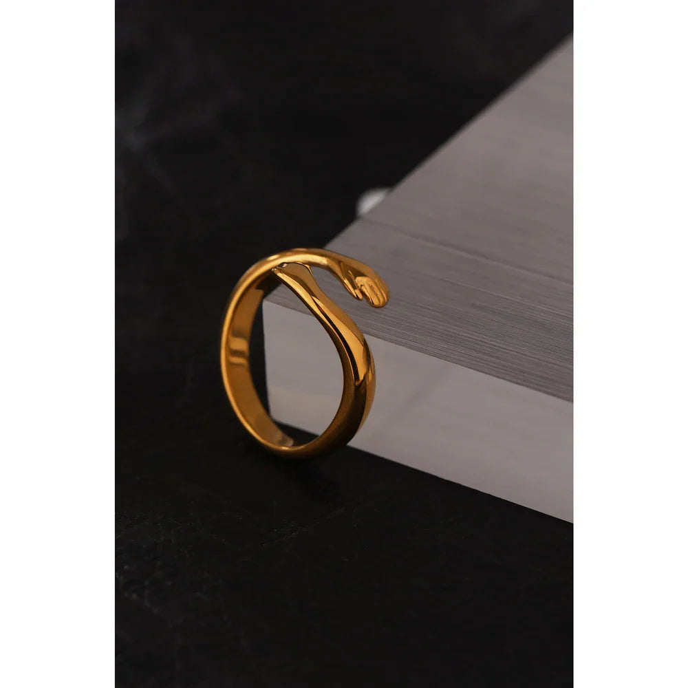 Serena Embrace Ring