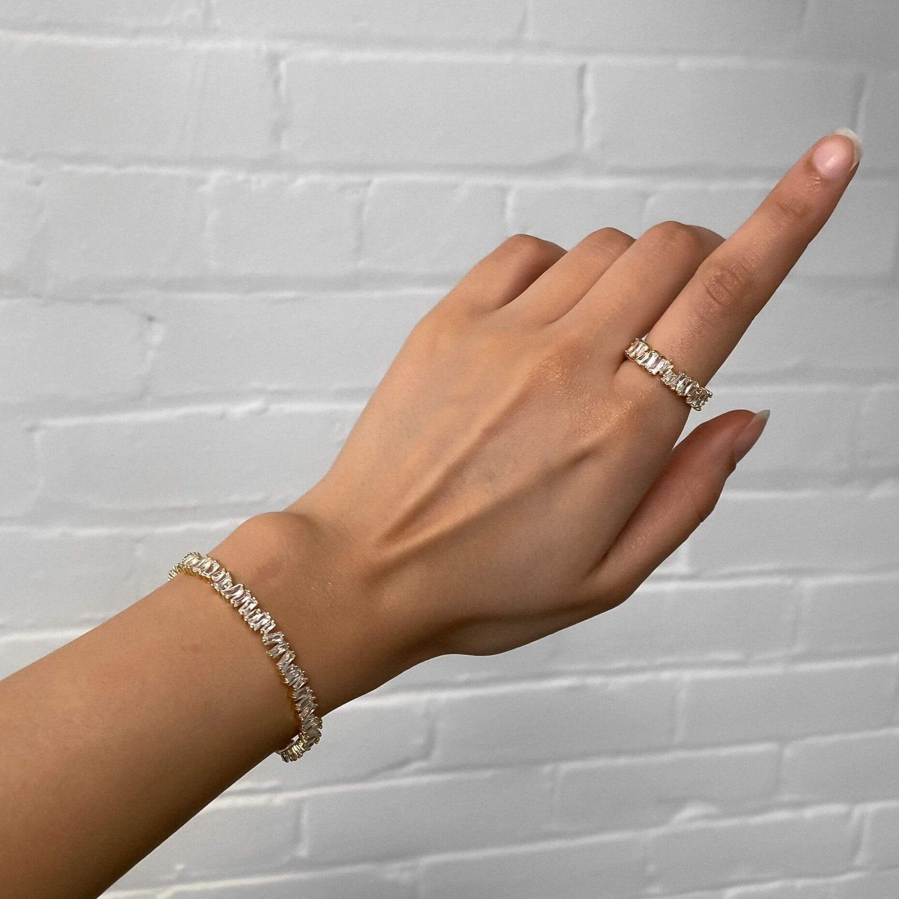 Huda Adjustable Baguette Ring