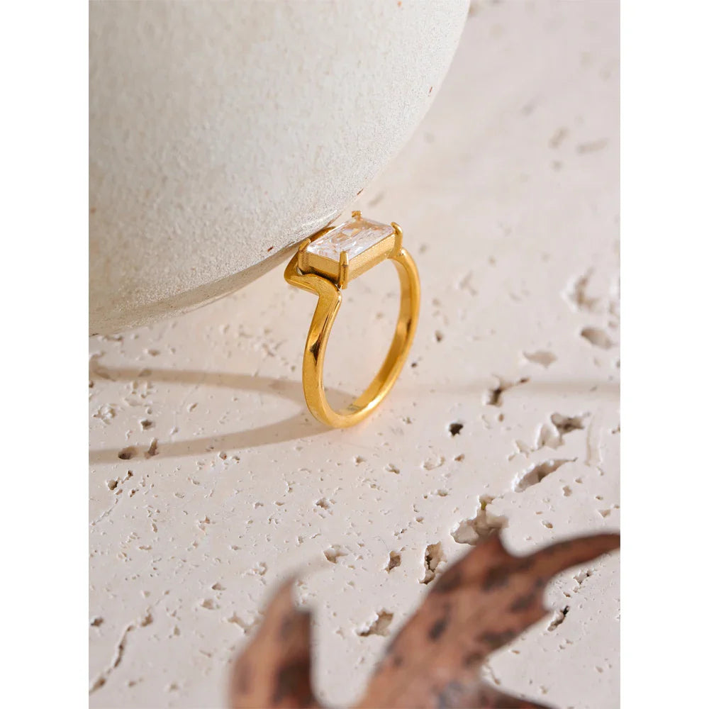 Constance Rectangular Ring