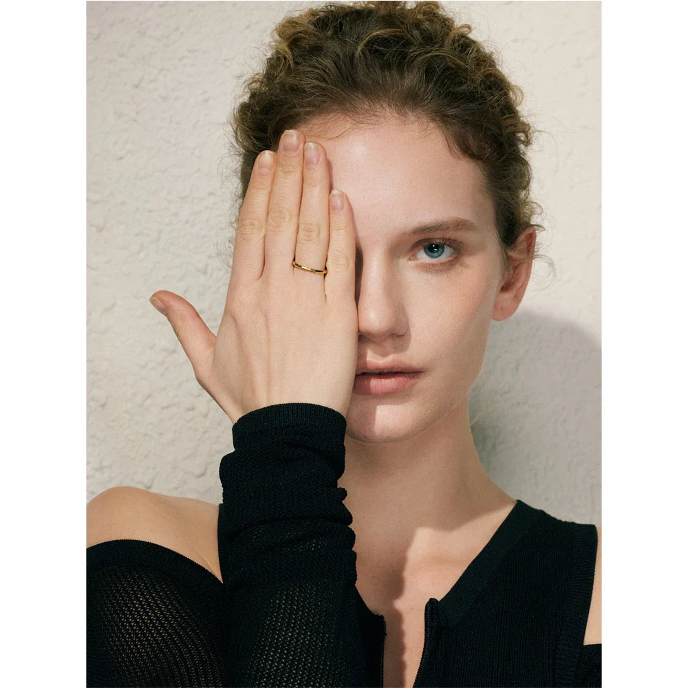 Dove Slim Minimalist Ring