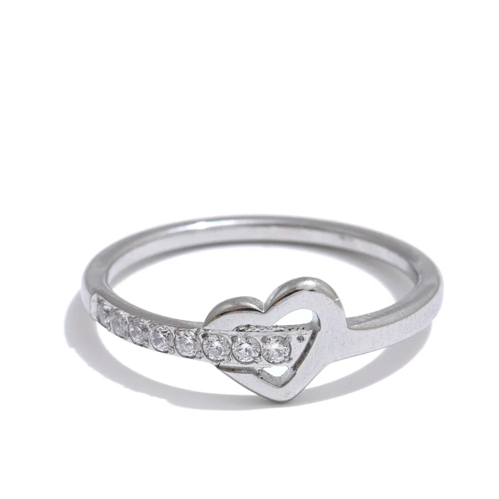 Edie Heart Ring
