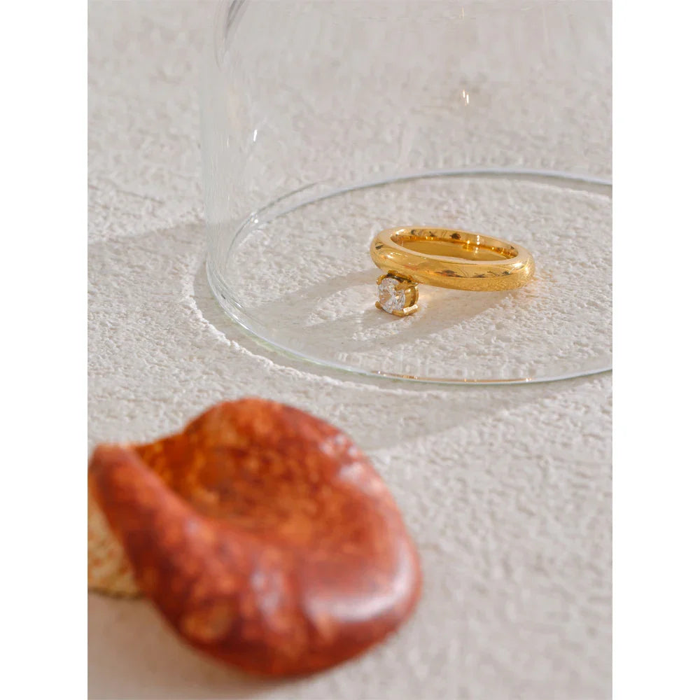 Daria Round Polished Ring