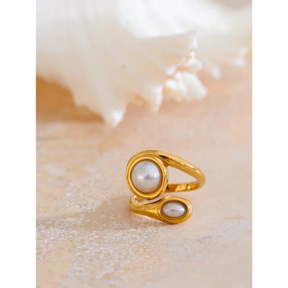 Amelie Pearl Ring