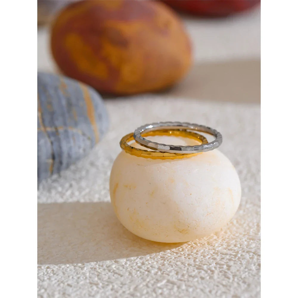 Dove Slim Minimalist Ring