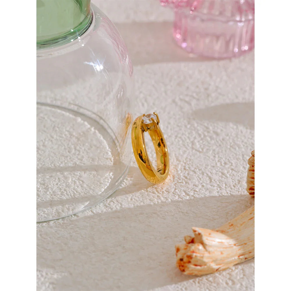 Daria Round Polished Ring