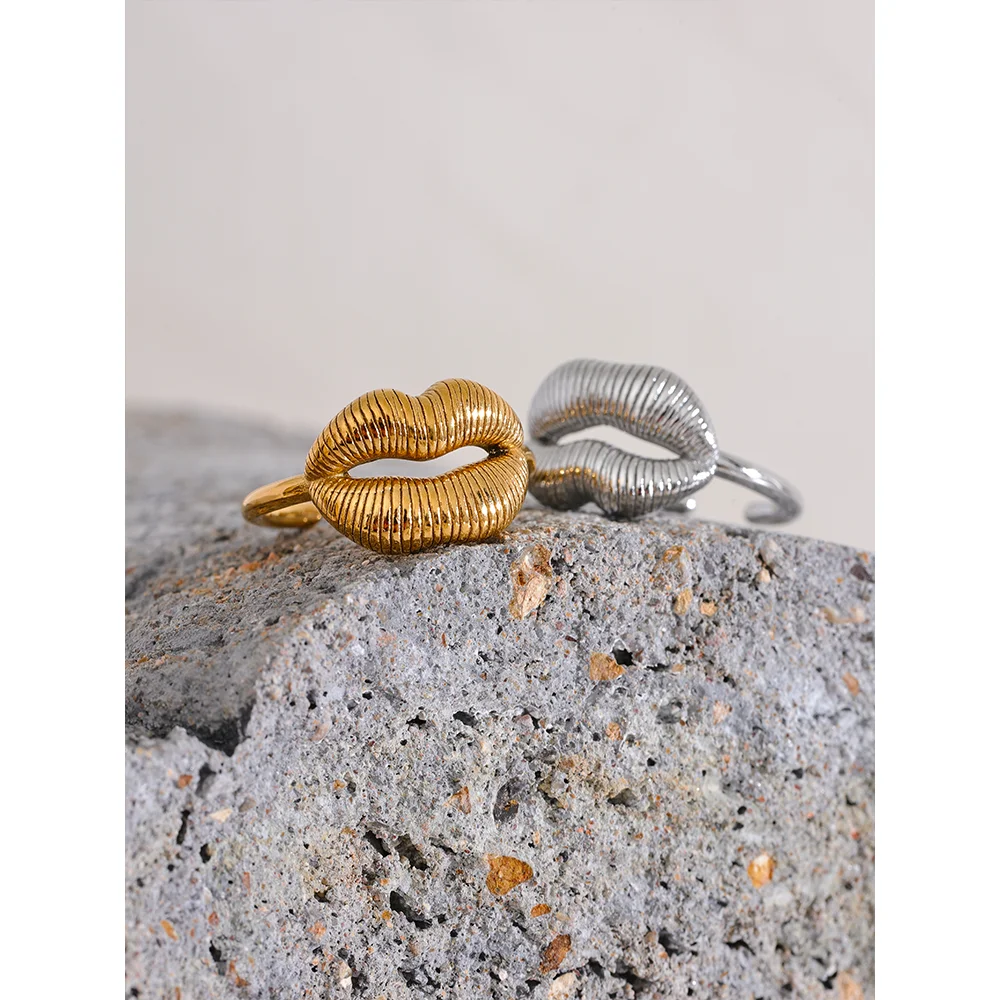 Elaine Lips Open Cuff Ring