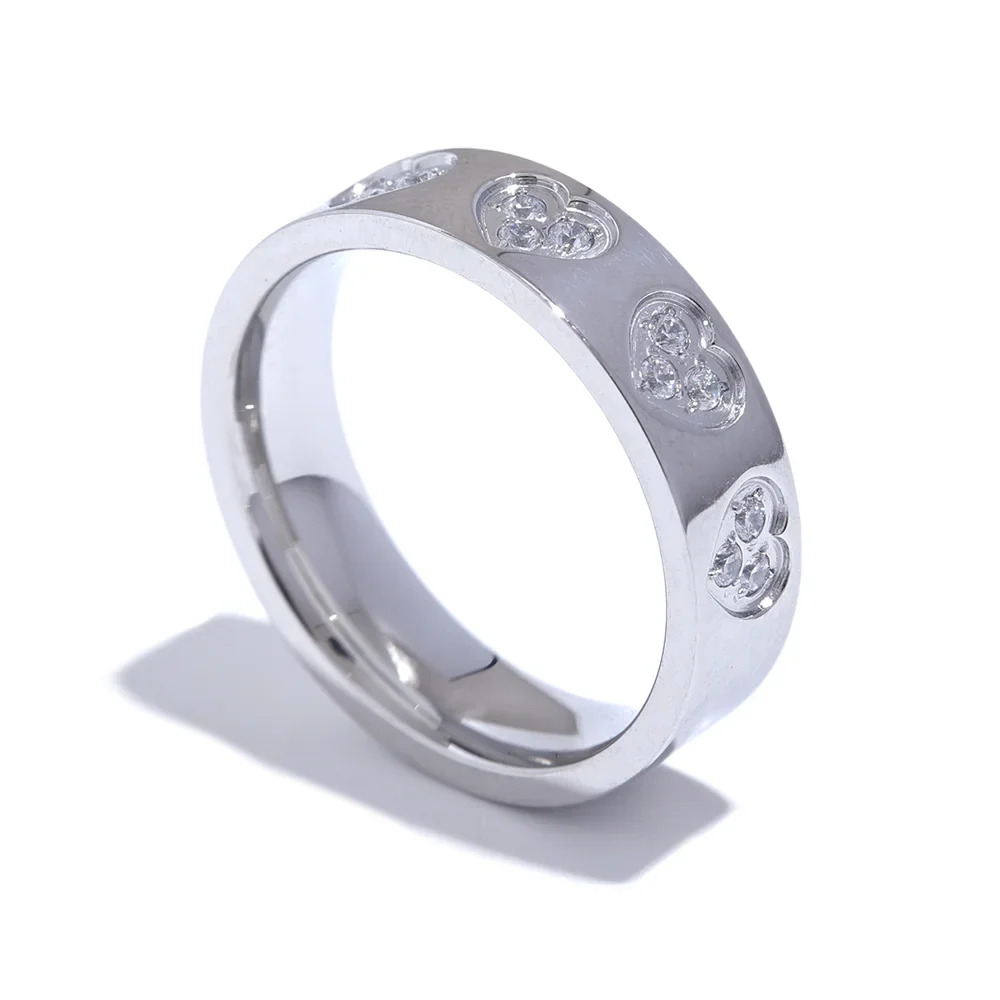 Luciana Sparkling Heart Ring