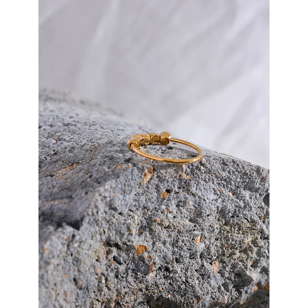 Madeline Square Beads Ring