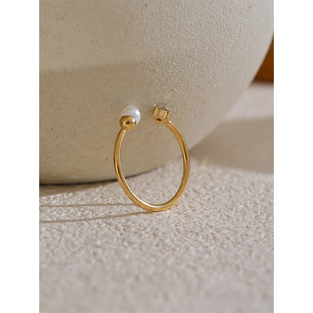 Gwendolyn Pearl Ring