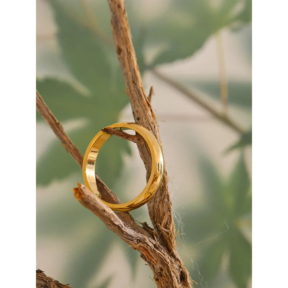 Evelyn Polished Band Ring