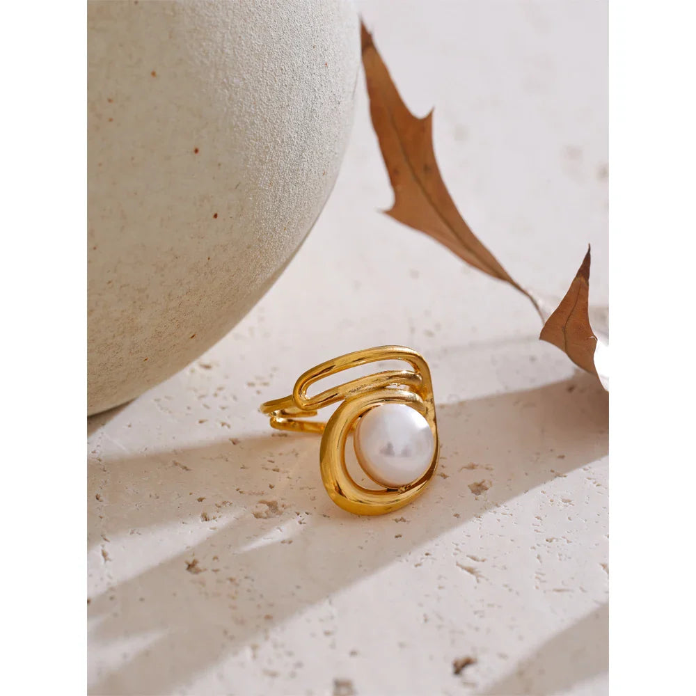 Helen Pearl Ring