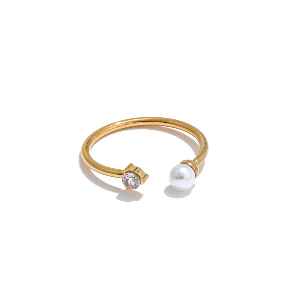 Gwendolyn Pearl Ring