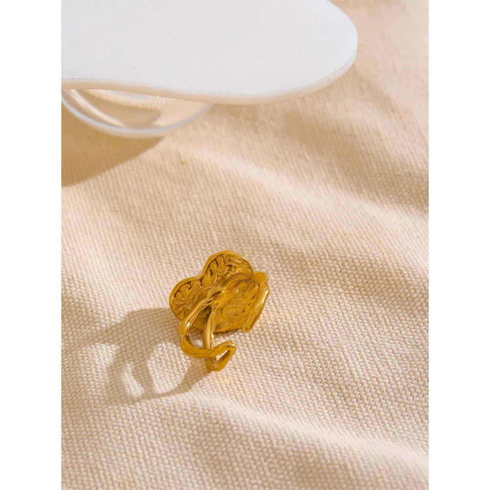 Bianca Heart Pearl Ring