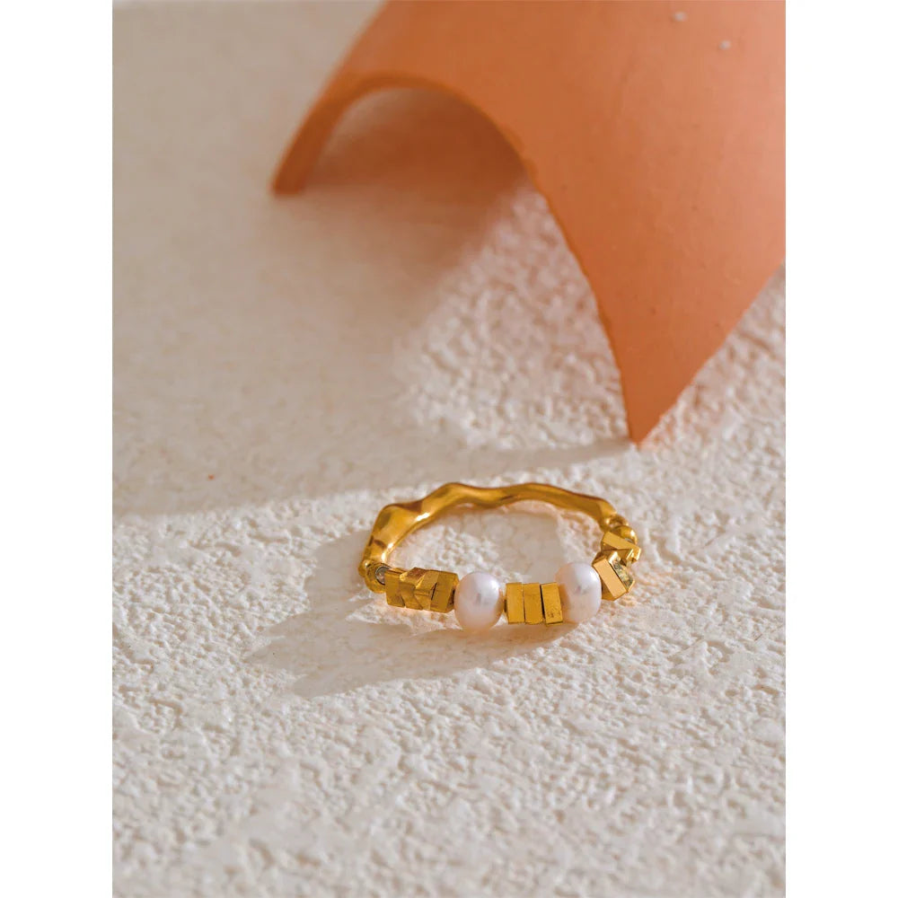 Kate Beaded Triangle & Pearl Ring