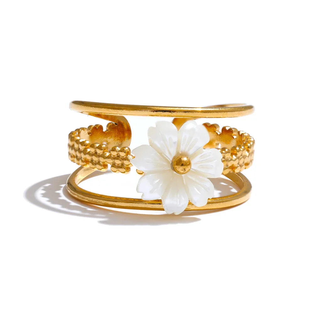 Caoimhe Flower Ring