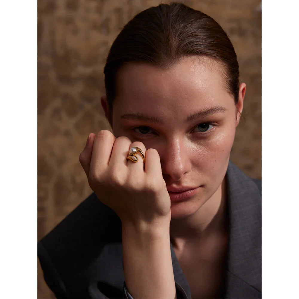 Amelie Pearl Ring