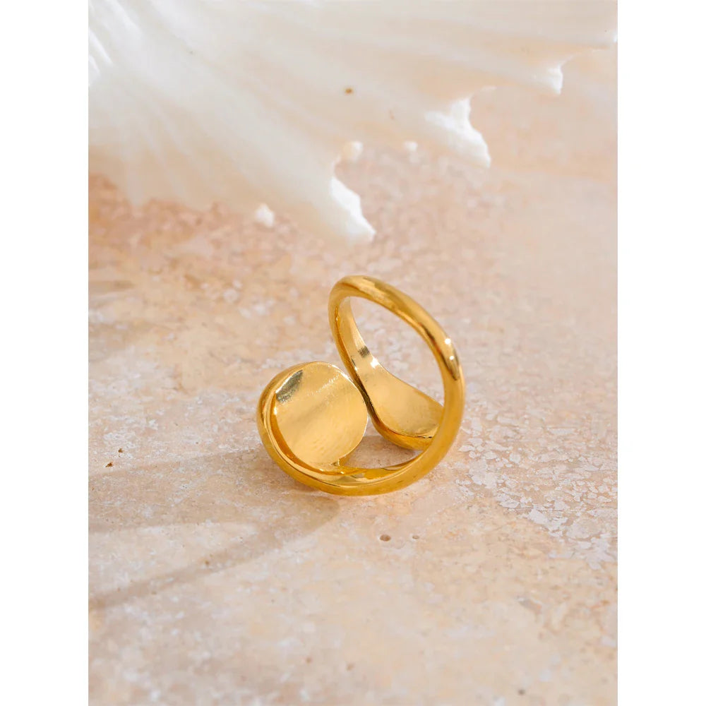 Amelie Pearl Ring