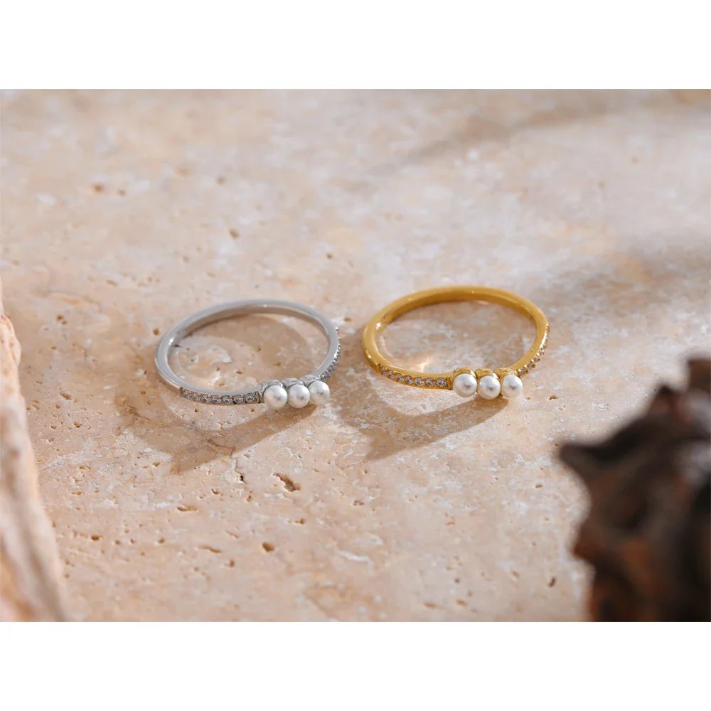 Gabriella Pearl Ring