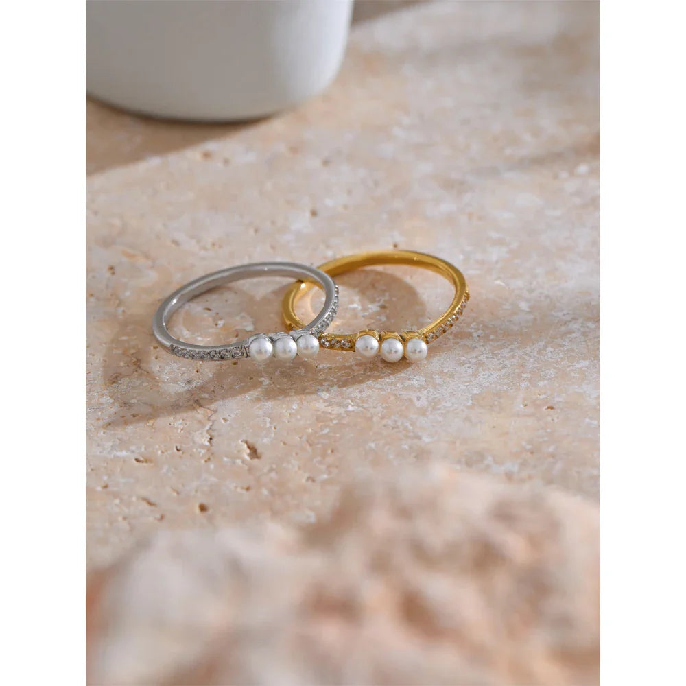Gabriella Pearl Ring